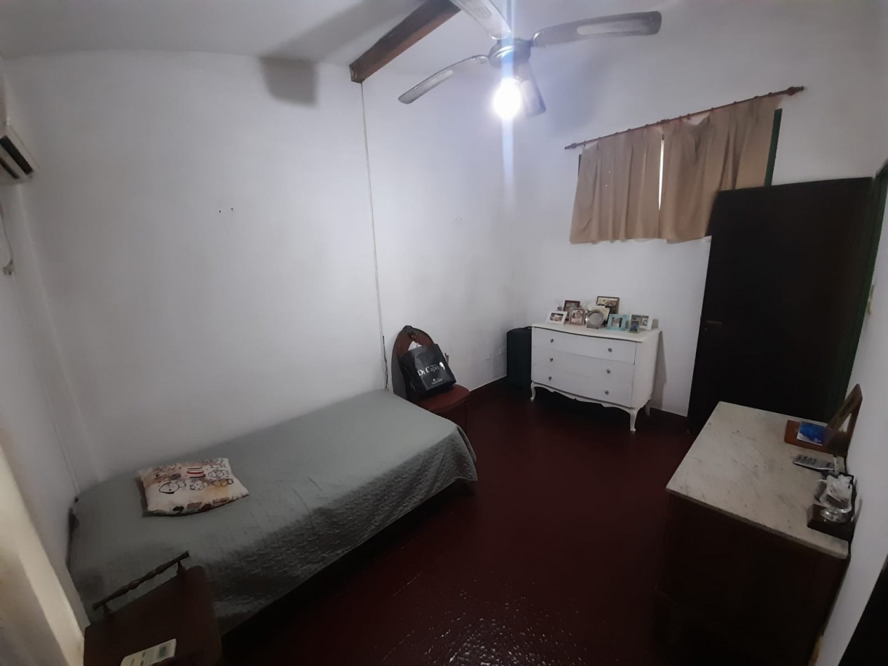 Gran Casa 6 Dormitorios - En 3 Lotes Con Piscina Bella Vista