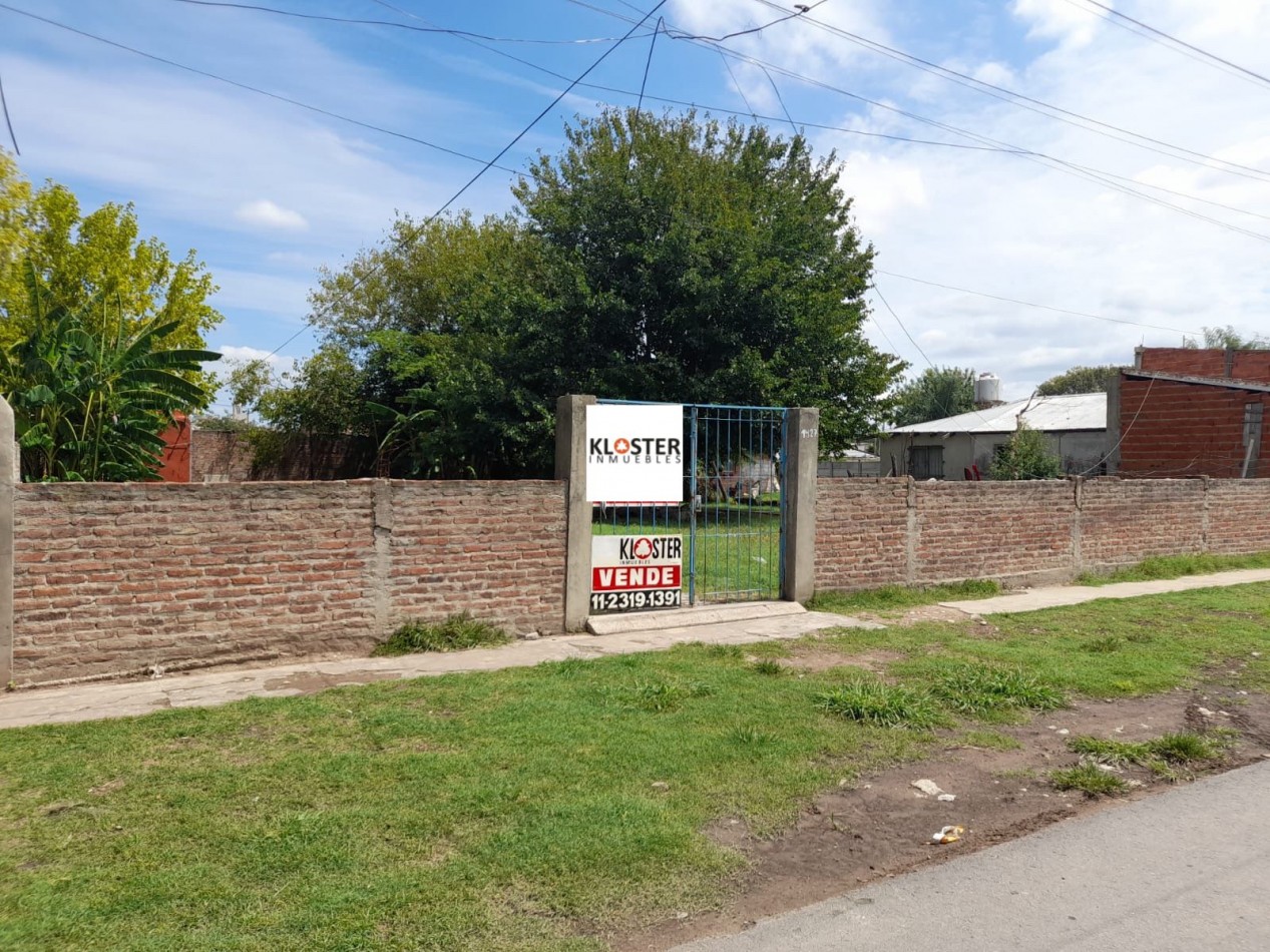 HERMOSO Y AMPLIO LOTE IDEAL CONSTRUCCION DUPLEX GALPON o 2 familias