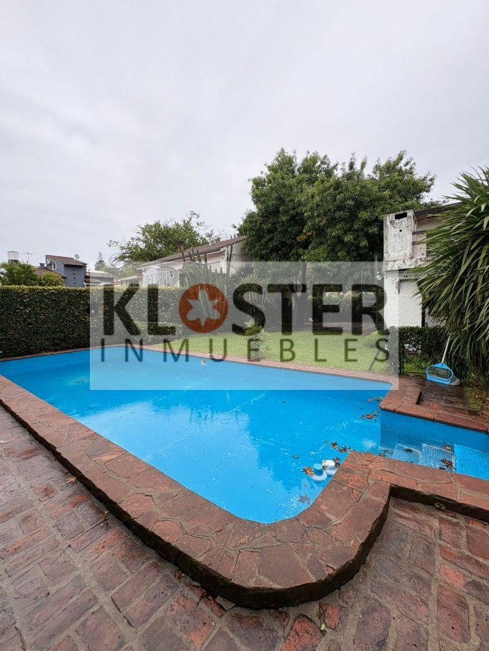 Gran Casa 6 Dormitorios - En 3 Lotes Con Piscina Bella Vista