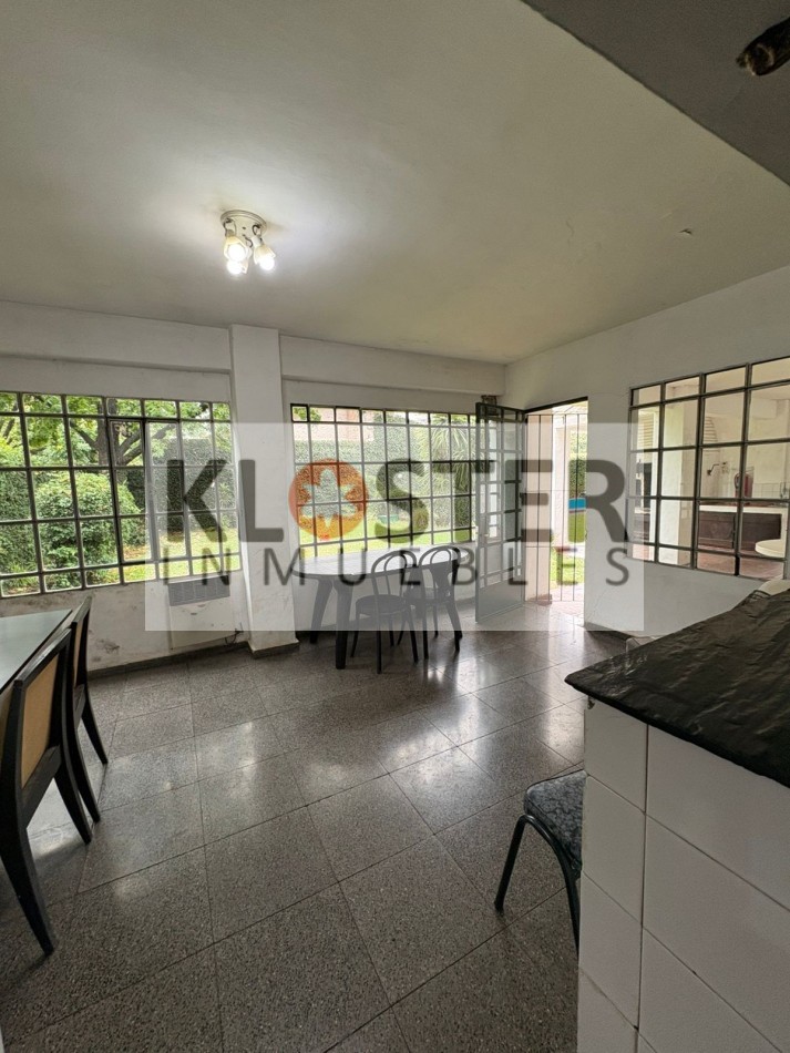 Gran Casa 6 Dormitorios - En 3 Lotes Con Piscina Bella Vista