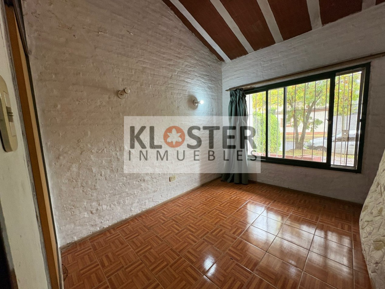 Gran Casa 6 Dormitorios - En 3 Lotes Con Piscina Bella Vista