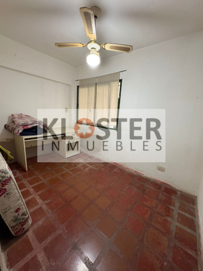 Gran Casa 6 Dormitorios - En 3 Lotes Con Piscina Bella Vista