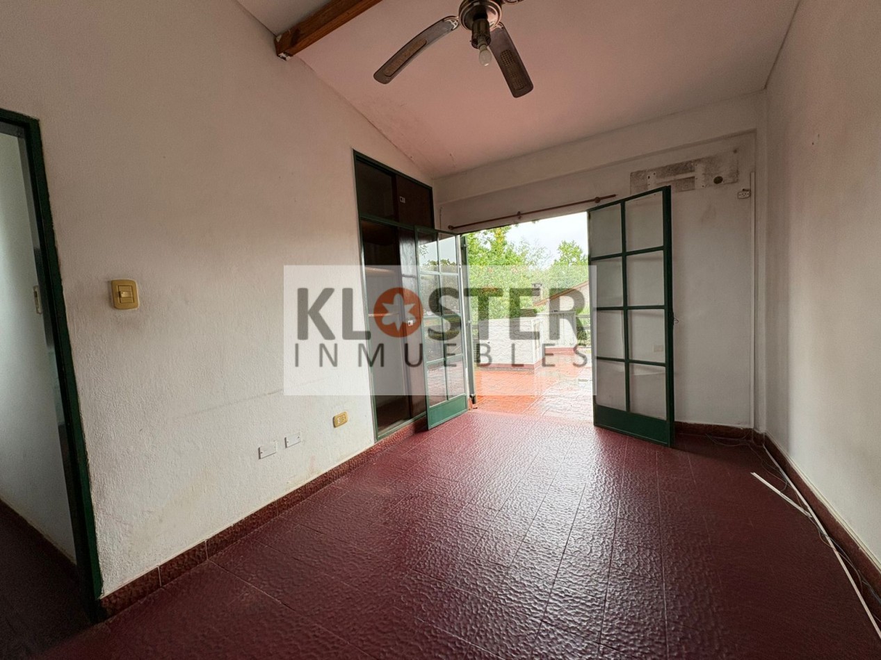 Gran Casa 6 Dormitorios - En 3 Lotes Con Piscina Bella Vista