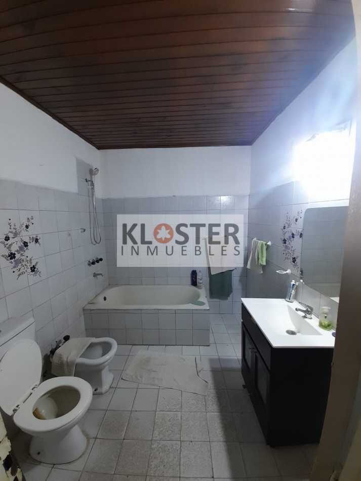 VENTA DOS CASAS EN AMPLIO TERRENO 652 M2 BELLA VISTA