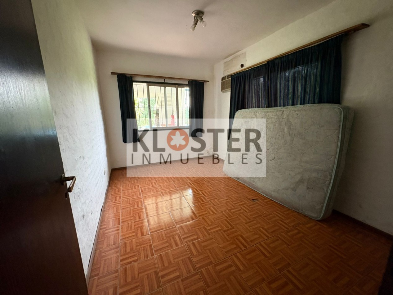 Gran Casa 6 Dormitorios - En 3 Lotes Con Piscina Bella Vista