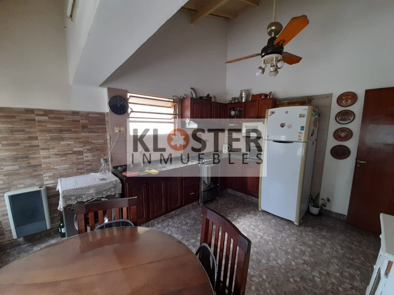Venta Apta Credito Hipotecario Casa Con Departamento Bella Vista Buena Zona