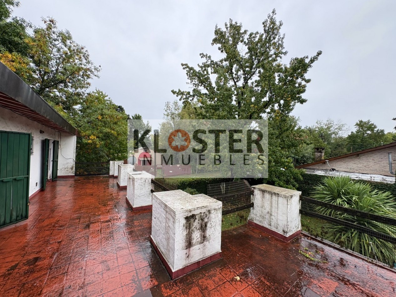 Gran Casa 6 Dormitorios - En 3 Lotes Con Piscina Bella Vista