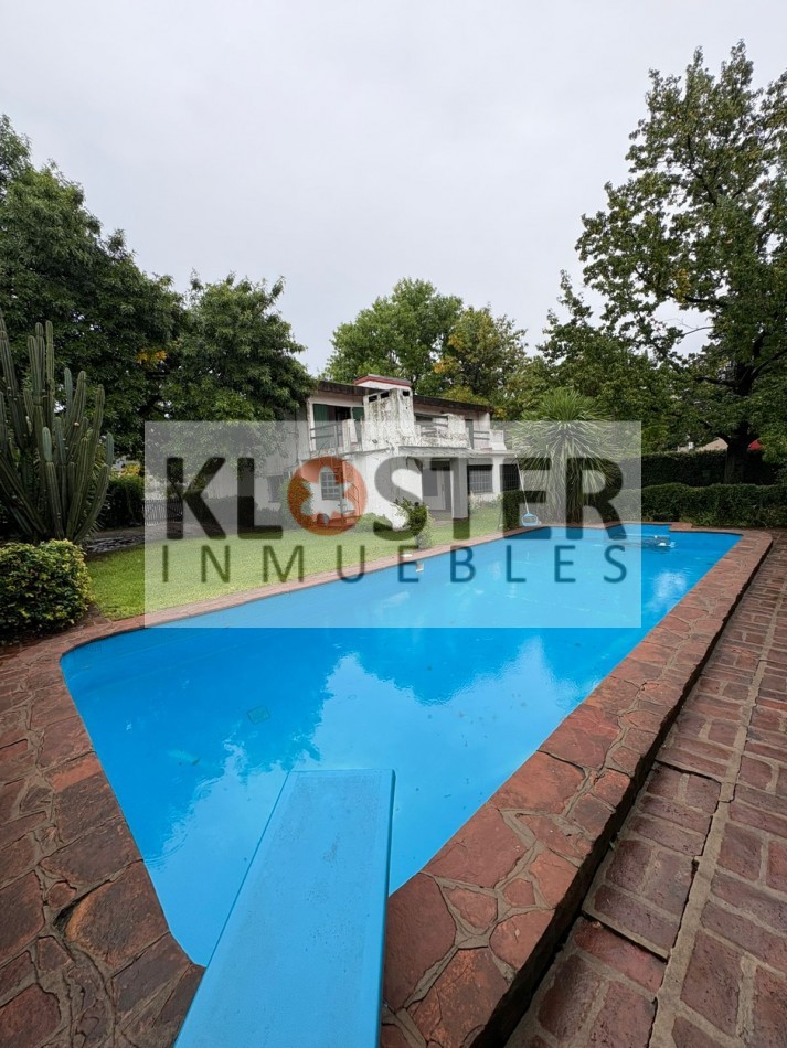 Gran Casa 6 Dormitorios - En 3 Lotes Con Piscina Bella Vista